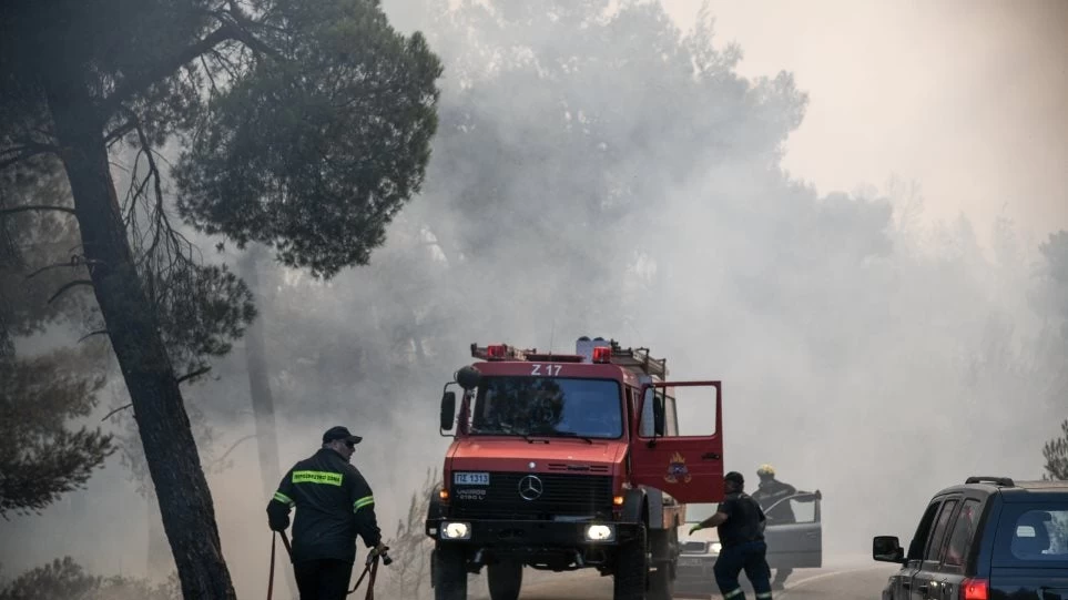 Πυρκαγιά εκδηλώθηκε στα Καλάβρυτα